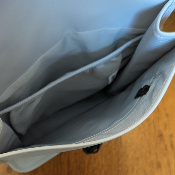 NWT Rains Backpack - Ash Color With Black Strap - Picture 7 of 7